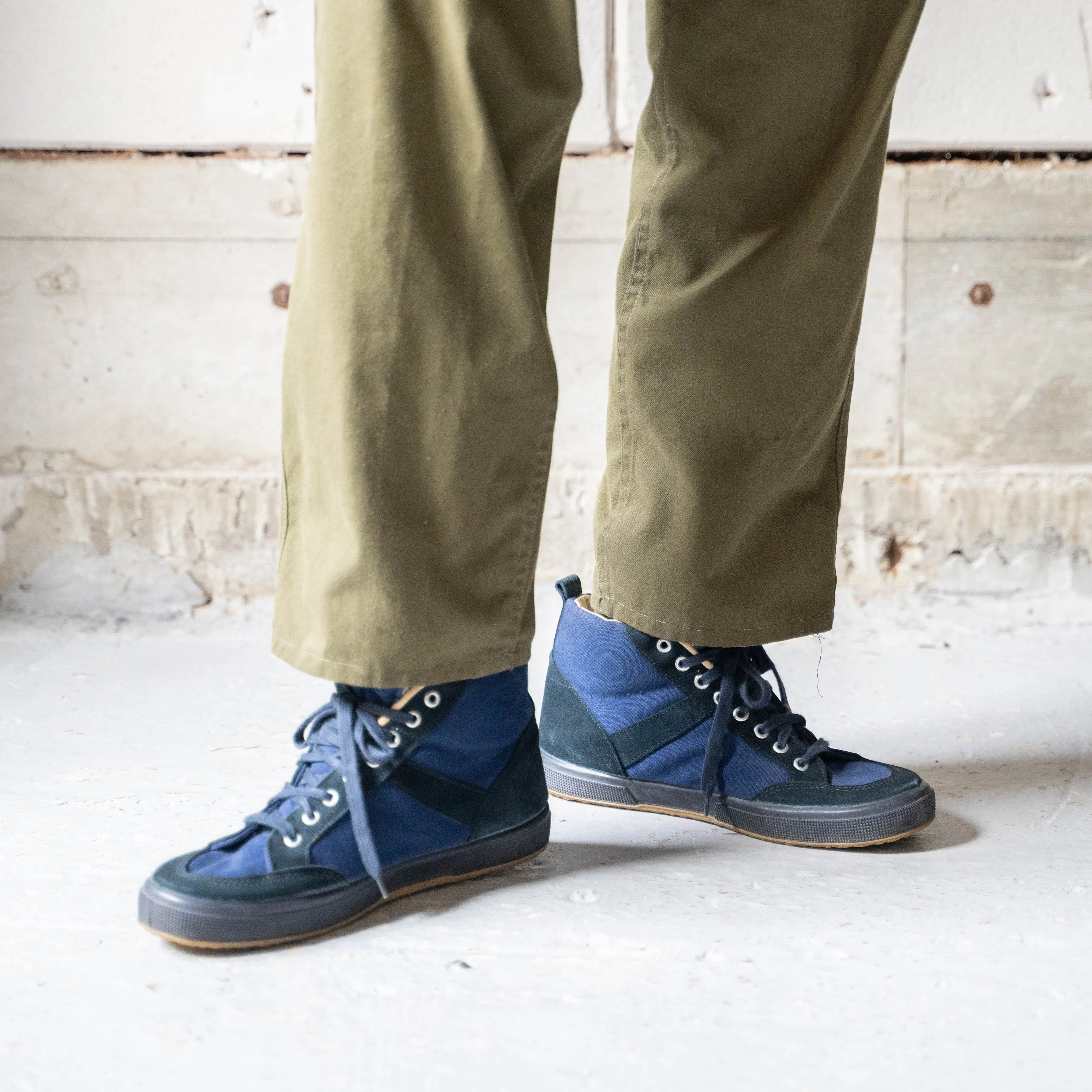 2000s Italian military high top sneaker 'navy'