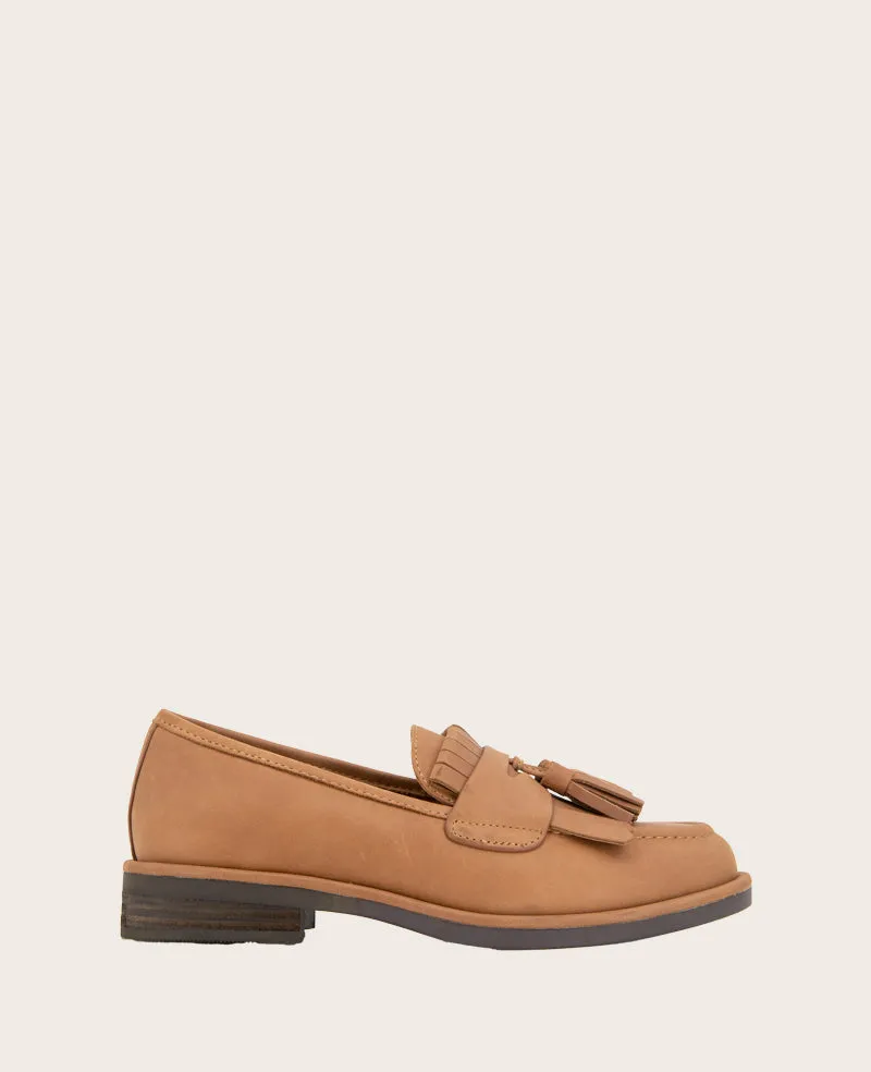 GENTLE SOULS - Cydney Suede Tassel Loafer