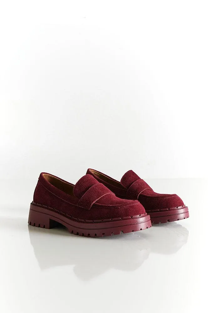 Honora Suede Loafers [Last Size 9]