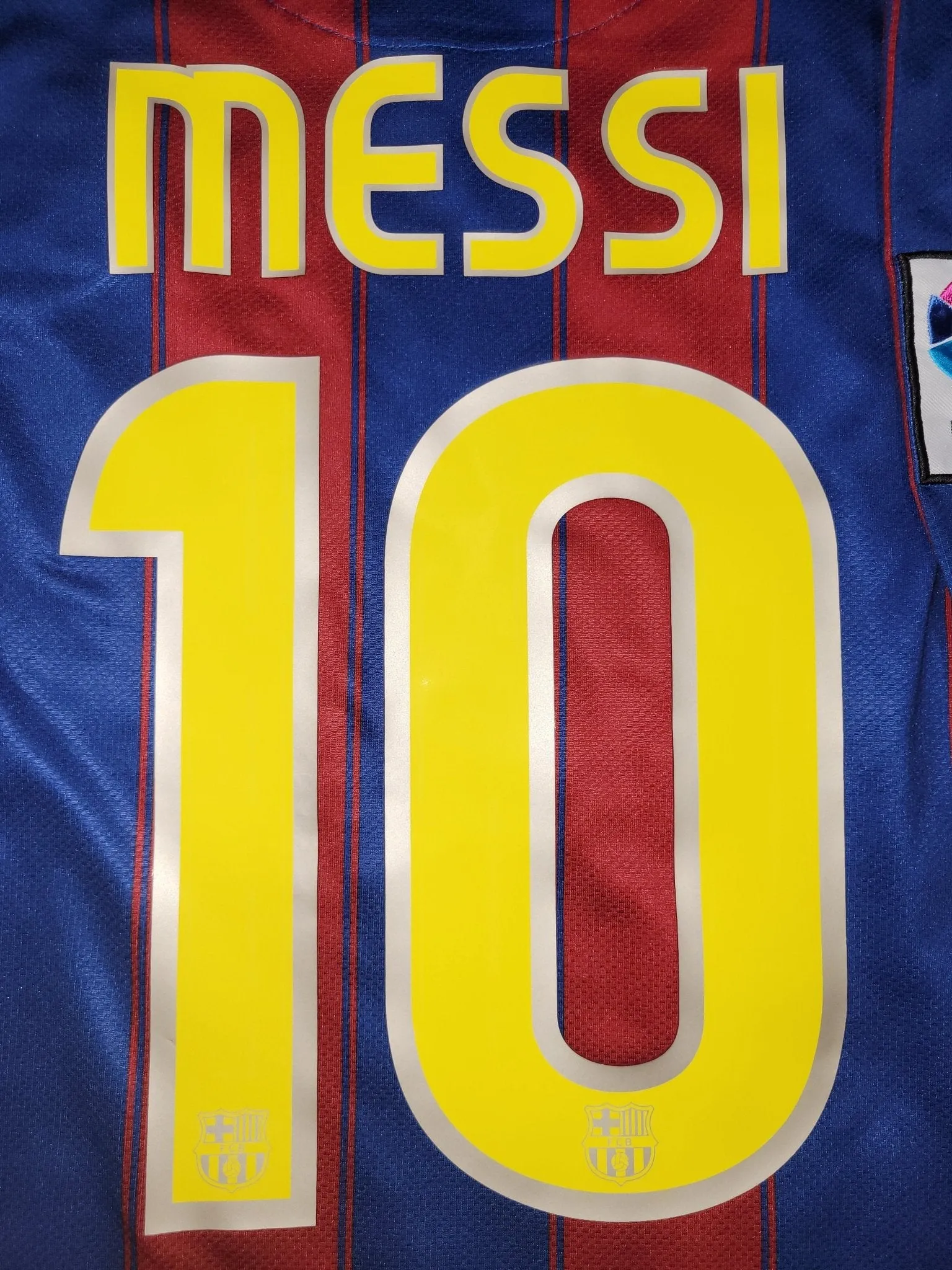 Messi Barcelona 2009 2010 Home Soccer Jersey Shirt M SKU# 343808-496